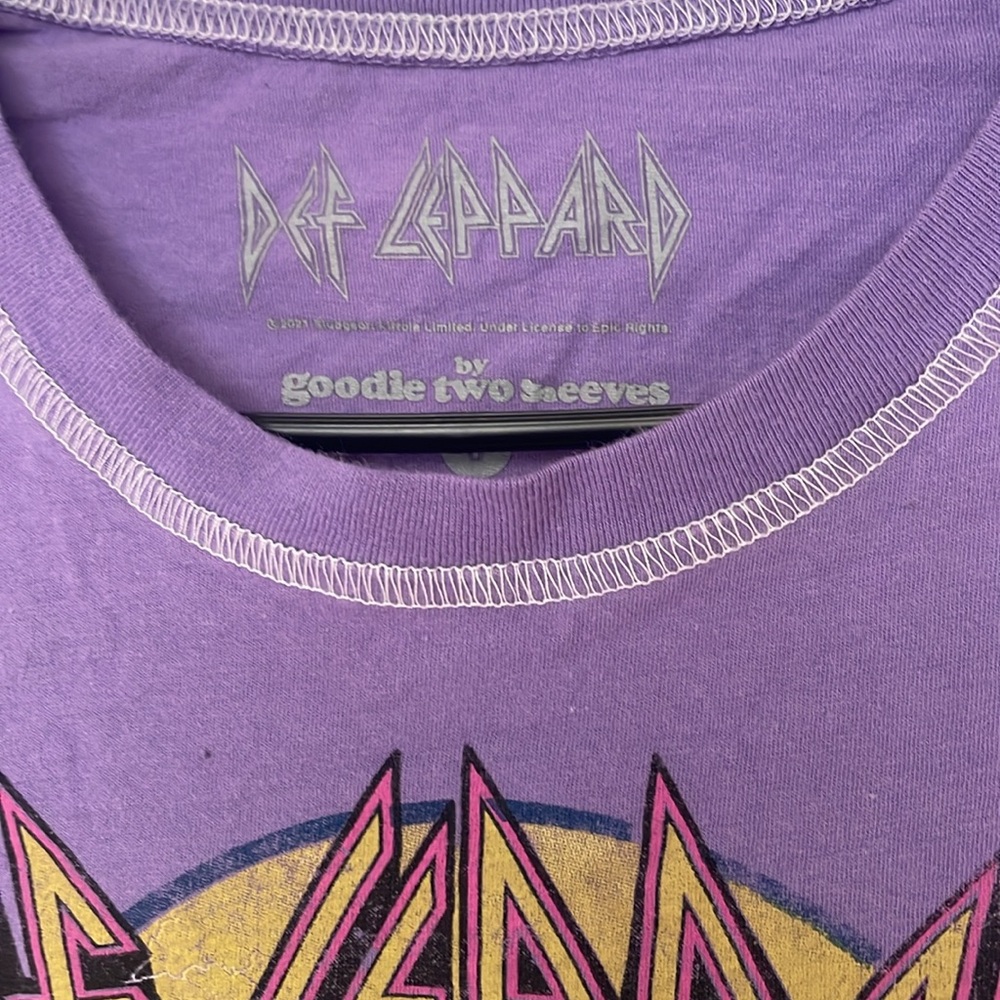 Graphic Tee!!! - Picture 3 of 4